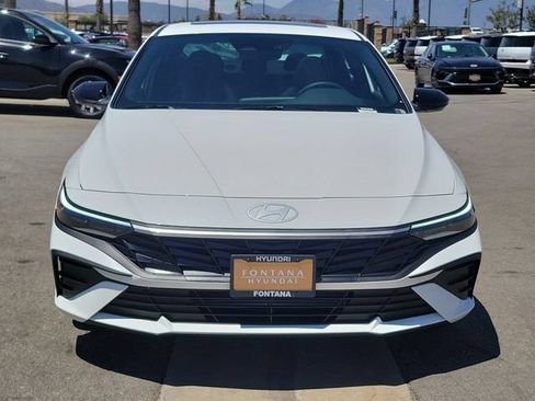 New 2026 Hyundai Elantra SEL Sport FWD image 31
