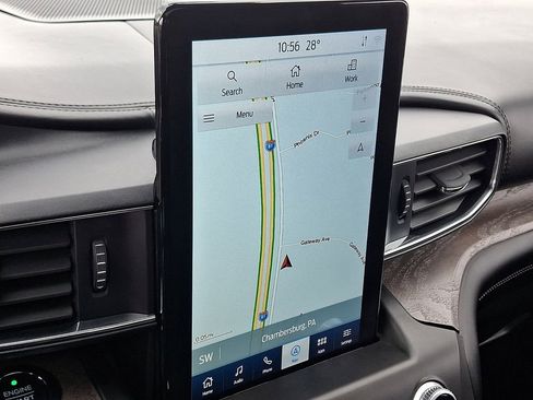 Certified 2020 Ford Explorer Platinum w/ Premium Technology Package image 19