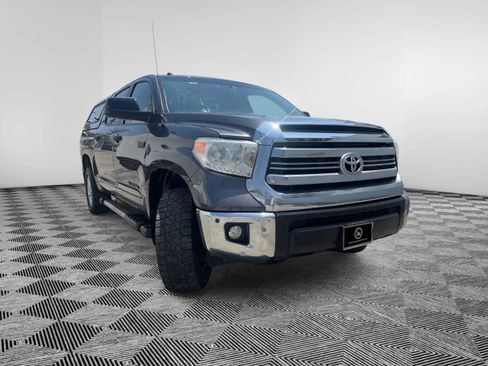 Used 2016 Toyota Tundra SR5 image 4