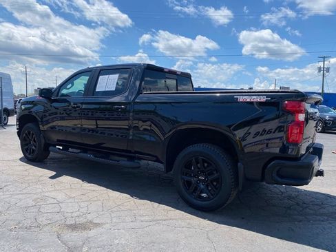 Used 2020 Chevrolet Silverado 1500 LT Trail Boss w/ Midnight Edition AWD/4WD image 6