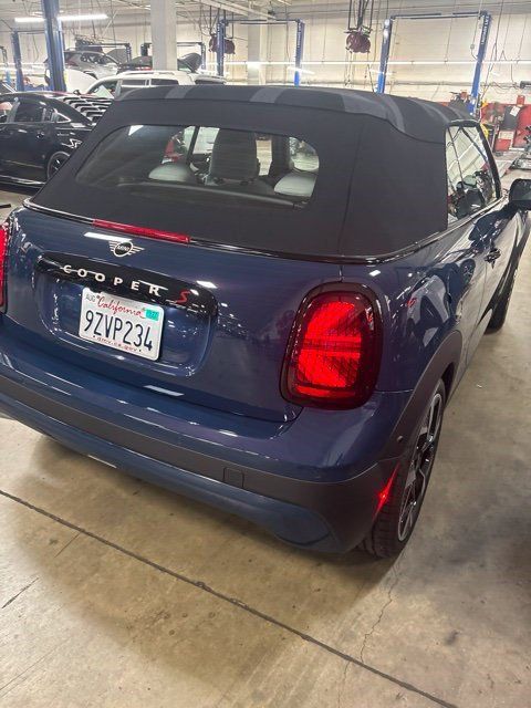 Used 2025 MINI Cooper S FWD image 2