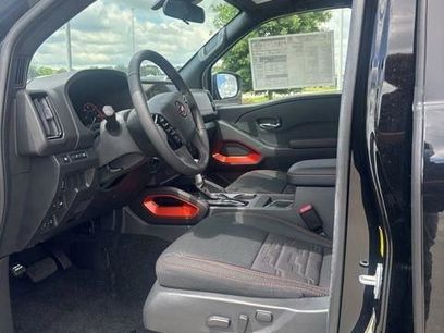 New 2025 Nissan Frontier PRO-4X w/ Tow Package