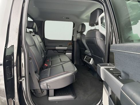 Used 2023 Ford F350 Lariat w/ Chrome Package image 12