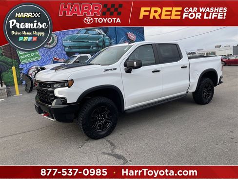 Used 2023 Chevrolet Silverado 1500 ZR2 w/ Technology Package image 1