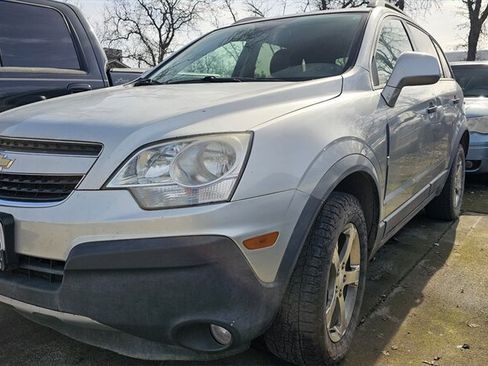 Used 2012 Chevrolet Captiva Sport LS image 1