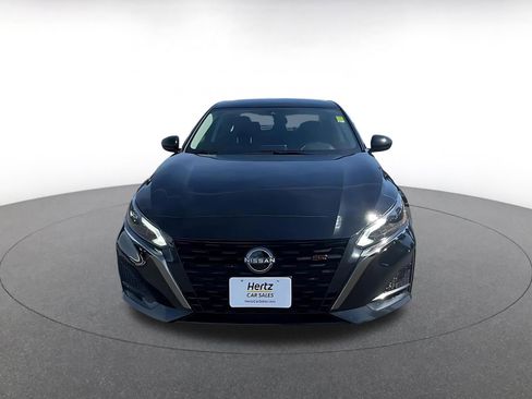 Used 2025 Nissan Altima 2.5 SR image 4