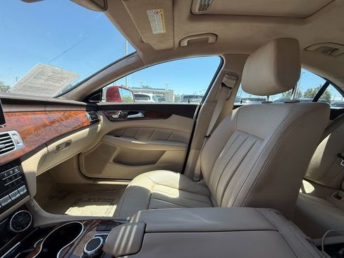 Used 2017 Mercedes-Benz CLS 550 4MATIC image 24