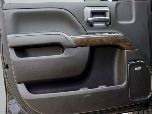 Used 2019 GMC Sierra 2500 Denali image 14