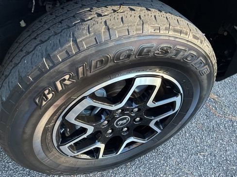 Used 2023 Ford Bronco Outer Banks image 17