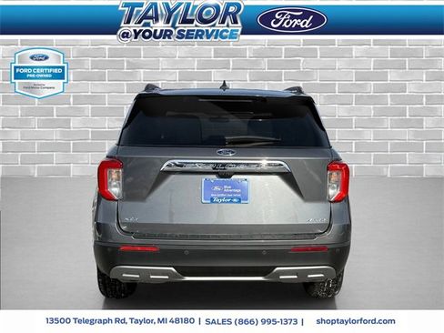 Certified 2023 Ford Explorer XLT w/ Equipment Group 202A image 4