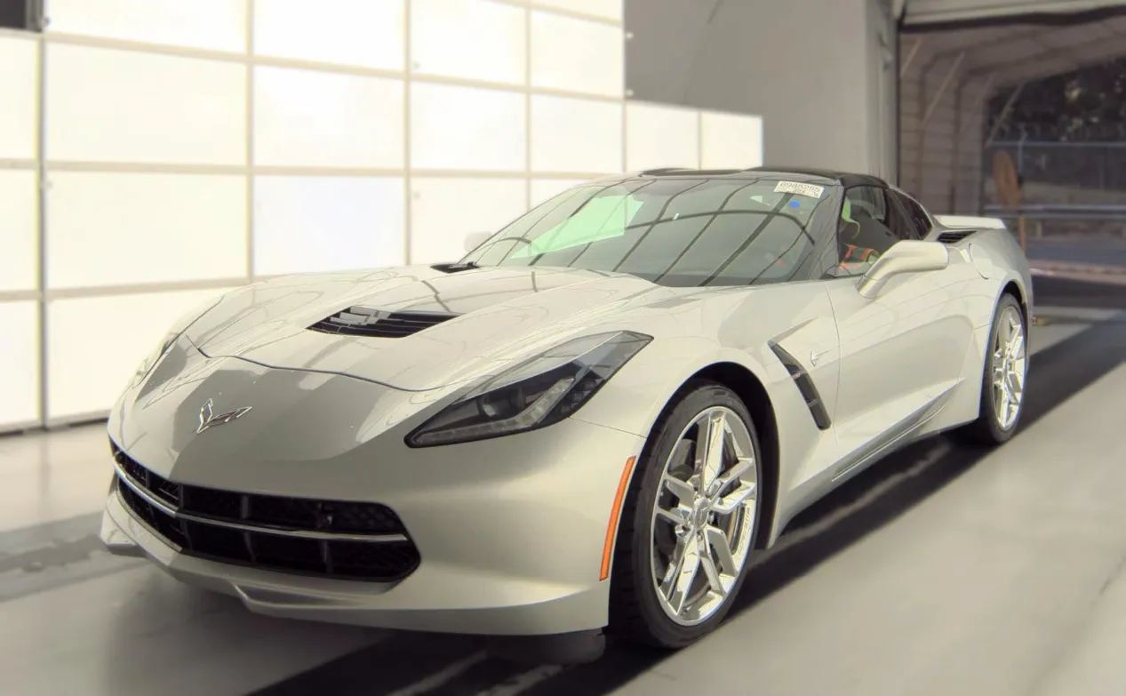 Used 2016 Chevrolet Corvette Stingray Coupe w/ 2LT Preferred Equipment Group RWD image 1
