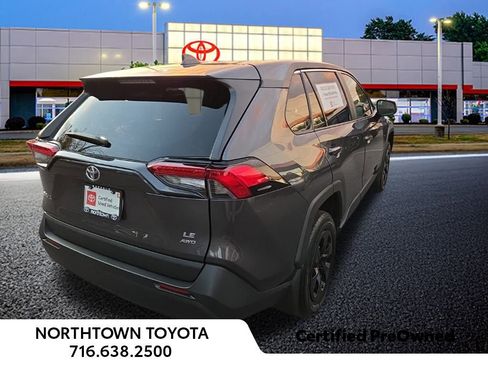 Used 2023 Toyota RAV4 LE image 7