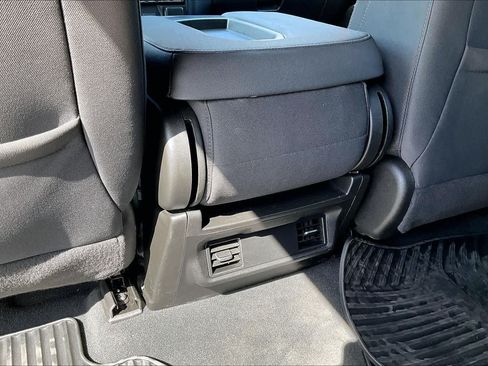 Used 2023 Chevrolet Silverado 1500 Custom RWD image 33