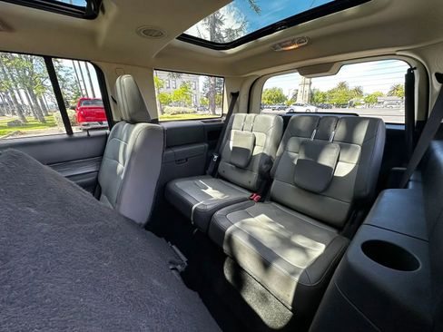 Used 2018 Ford Flex SEL w/ Equipment Group 202A FWD image 8