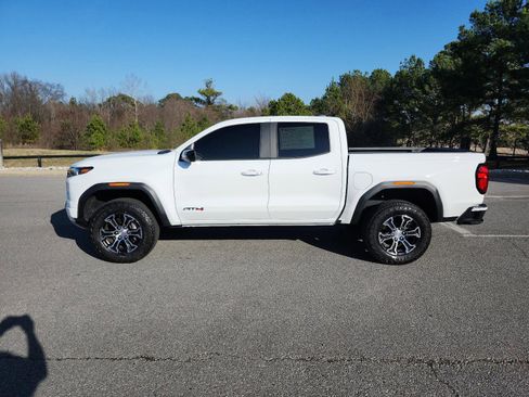 Certified 2025 GMC Canyon AT4 w/ Technology Plus Package image 2