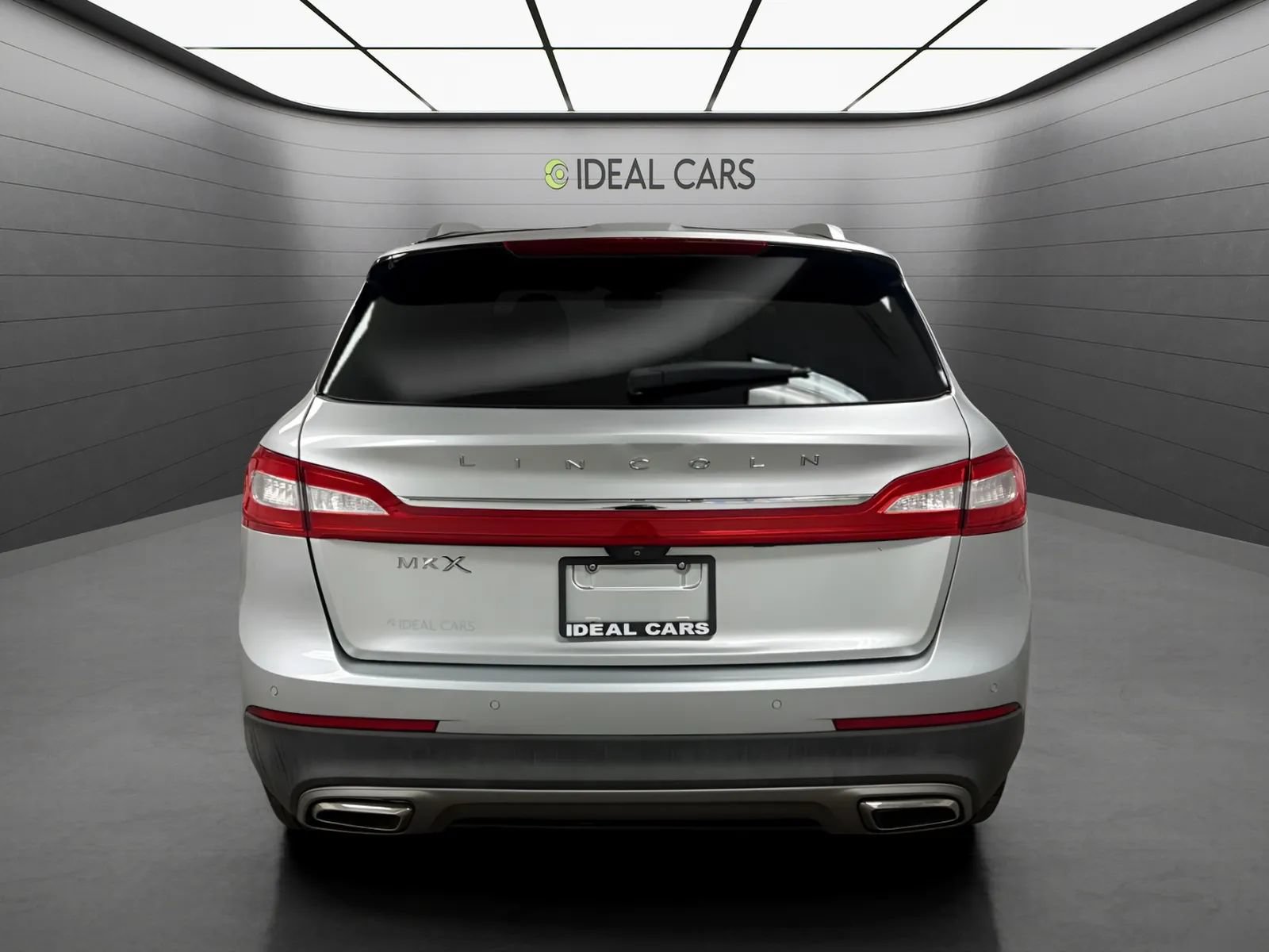 Used 2017 Lincoln MKX Reserve w/ Driver Assistance Package FWD image 6
