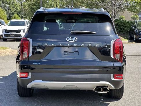 Used 2020 Hyundai Palisade SEL w/ Convenience Package FWD image 3