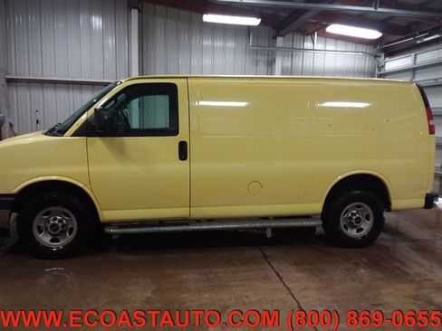 Used 2017 GMC Savana 2500 image 6