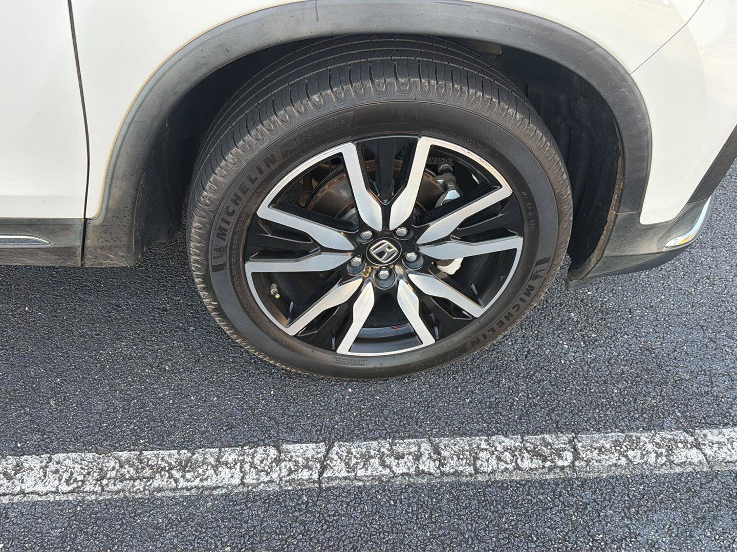 Used 2021 Honda Pilot Touring image 7