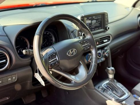 Used 2019 Hyundai Kona SEL AWD/4WD image 8