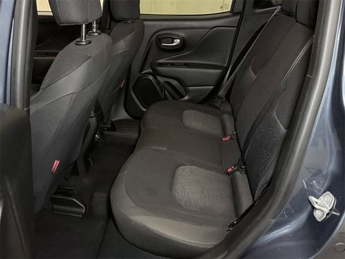 Used 2020 Jeep Renegade Trailhawk image 20