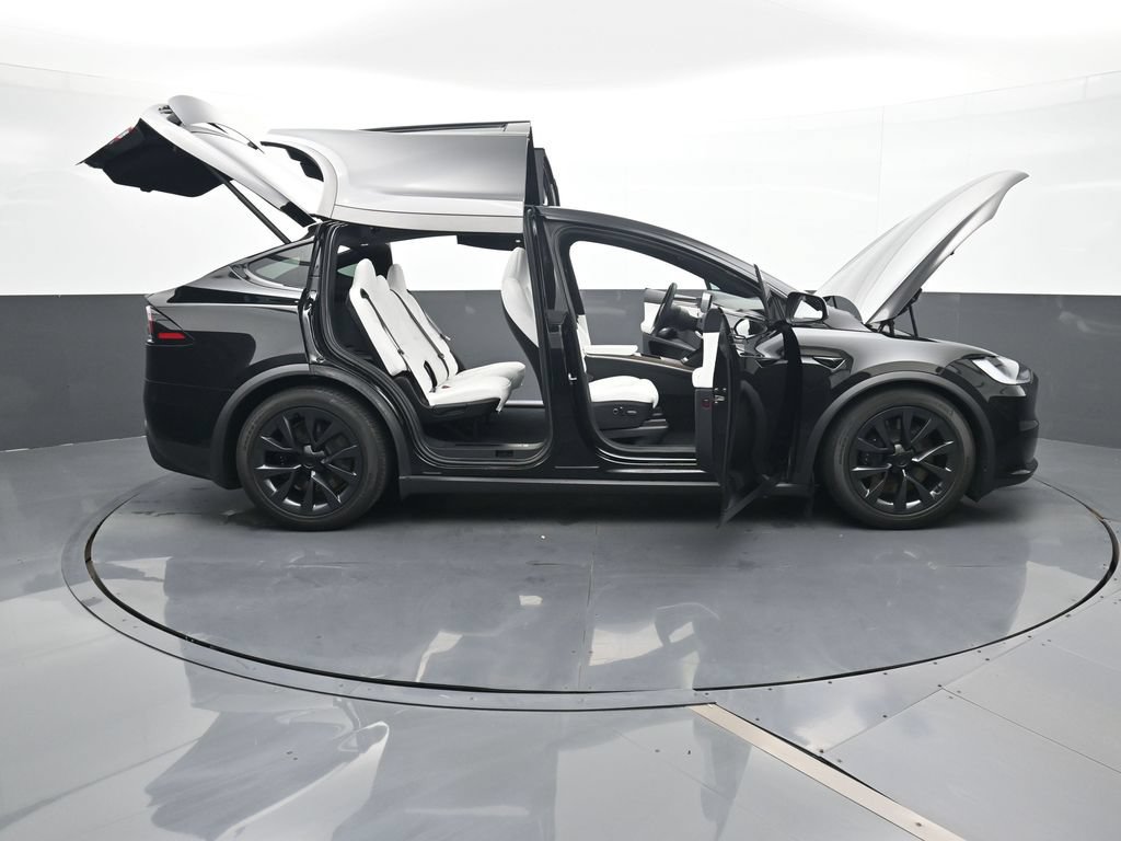Used 2023 Tesla Model X AWD/4WD image 32