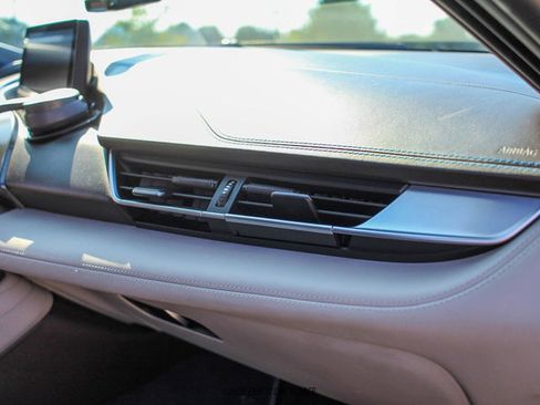 Used 2016 BMW i8 image 31