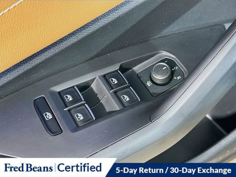 Used 2023 Volkswagen Jetta SEL image 19