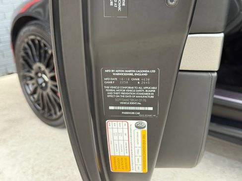 Used 2011 Aston Martin DB9 Coupe RWD image 34