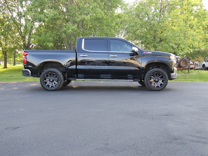 Used 2019 Chevrolet Silverado 1500 LTZ w/ LTZ Premium Package AWD/4WD image 5
