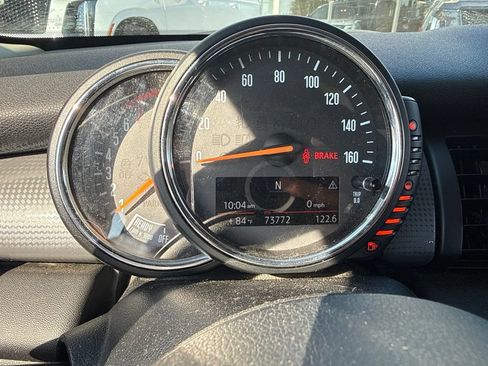 Used 2017 MINI Cooper 4-Door Hardtop FWD image 10
