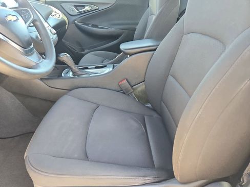 Used 2018 Chevrolet Malibu LS image 15