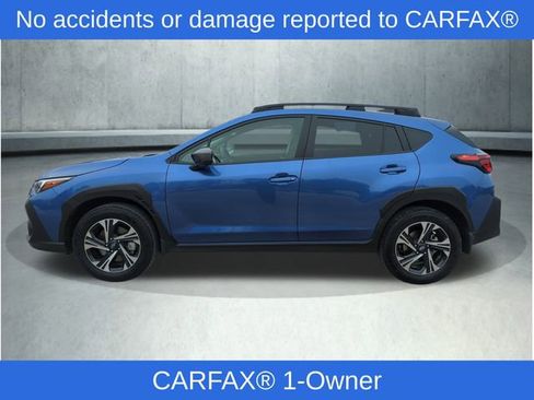 Used 2025 Subaru Crosstrek 2.0i Premium image 2