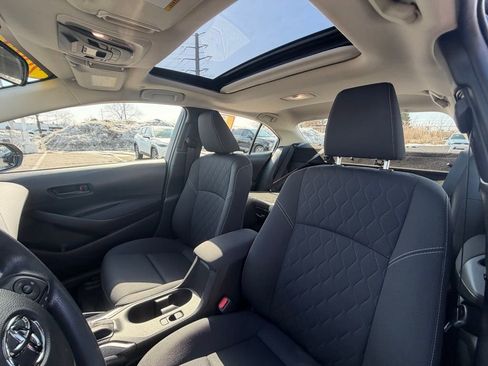 Used 2023 Toyota Corolla LE w/ LE Premium Package image 16