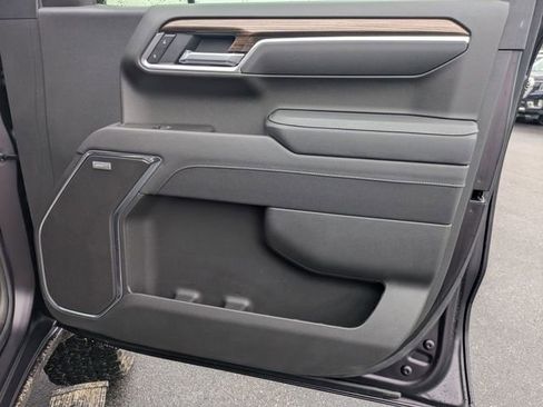 New 2025 Chevrolet Silverado 1500 RST image 36