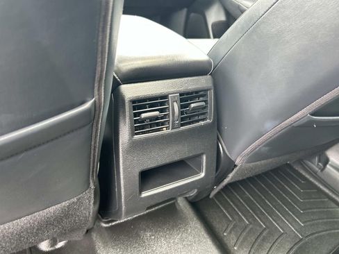 Used 2022 Mitsubishi Outlander SE FWD image 17