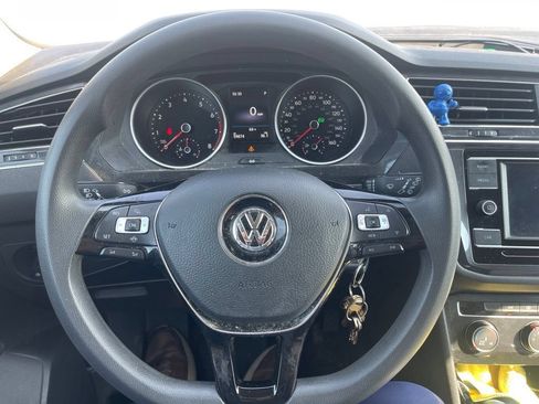 Used 2019 Volkswagen Tiguan S w/ 3rd Row Seat Package AWD/4WD image 15
