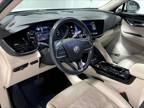 Used 2022 Buick Envision Avenir w/ Technology Package II FWD image 16