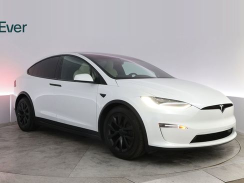 Used 2023 Tesla Model X AWD/4WD image 13