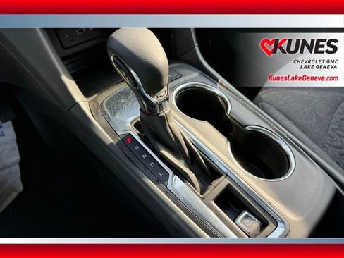 Used 2024 Chevrolet Equinox LT image 27