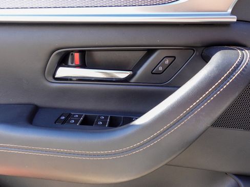 Certified 2024 MAZDA CX-90 3.3 Turbo w/ Preferred Plus image 11