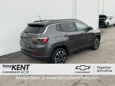 Used 2022 Jeep Compass Limited image 4