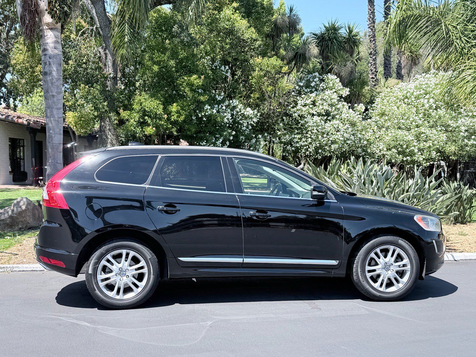 Used 2016 Volvo XC60 T5 Premier FWD image 5