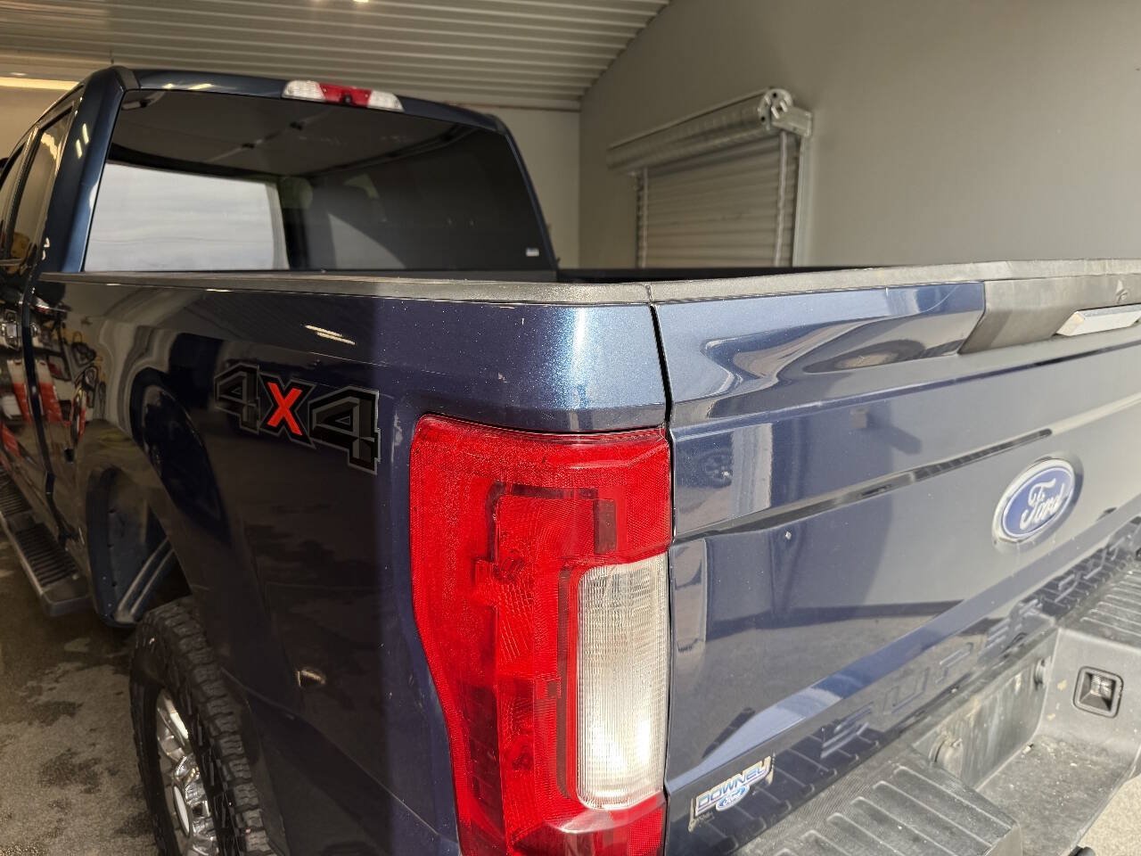 Used 2017 Ford F250 XLT w/ XLT Premium Package AWD/4WD image 6