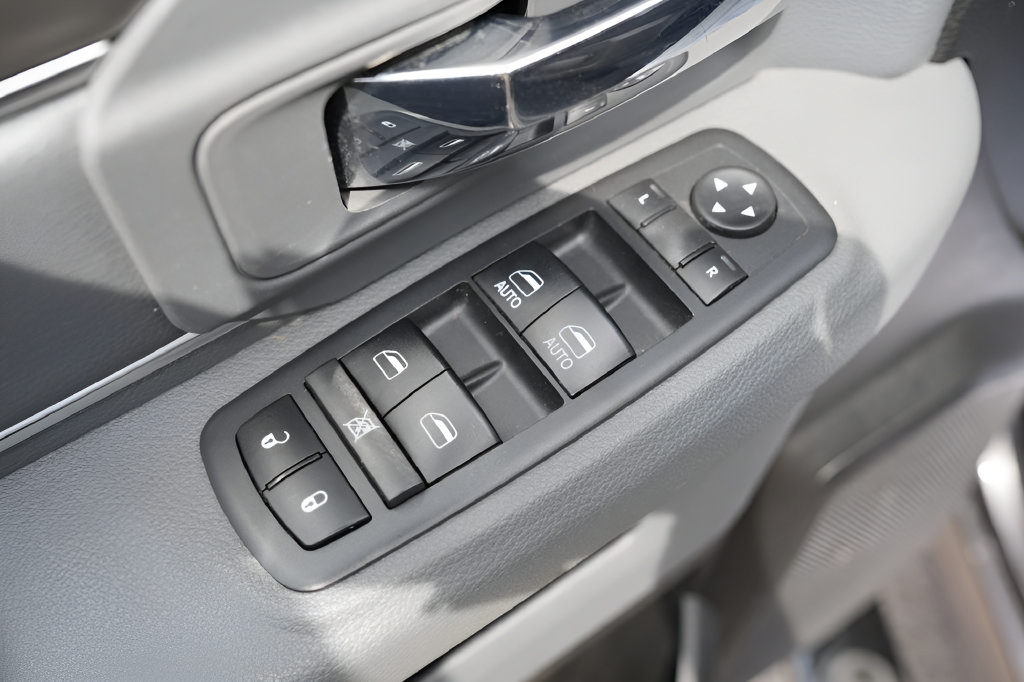 Used 2019 RAM 1500 Warlock w/ Electronics Group AWD/4WD image 20