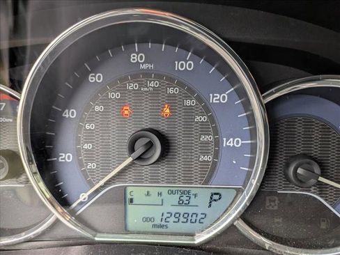 Used 2016 Toyota Corolla LE image 11