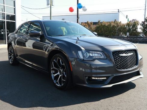 Used 2018 Chrysler 300 S w/ S Model Appearance Package image 3