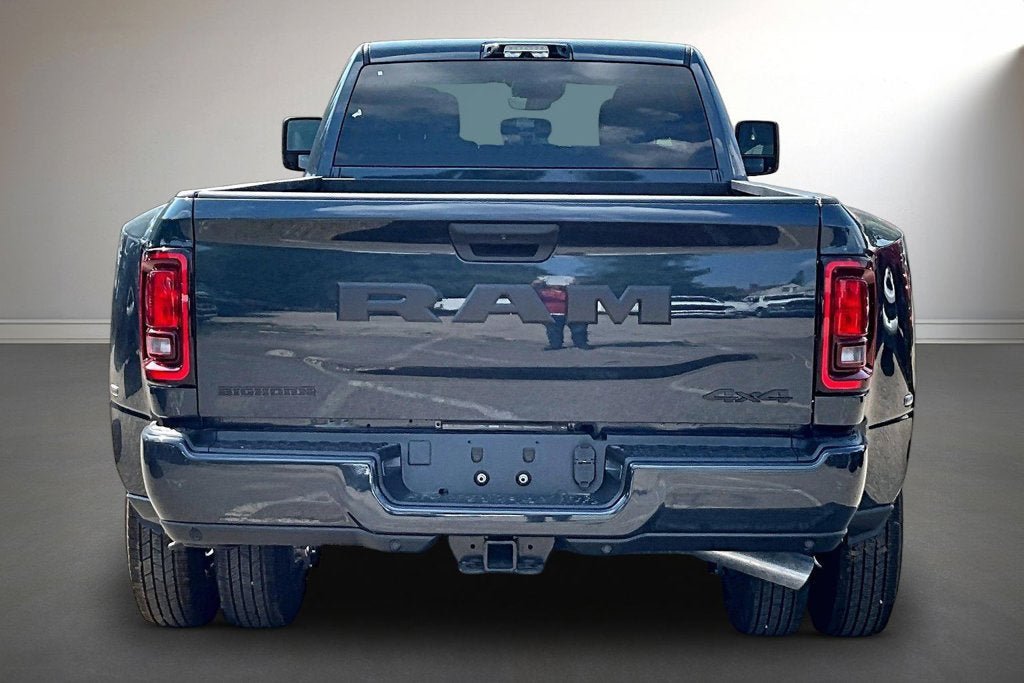New 2026 RAM 3500 Big Horn AWD/4WD image 4