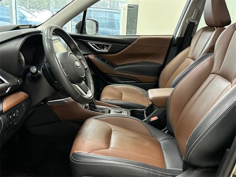 Used 2023 Subaru Forester Touring image 10