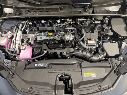 New 2026 Toyota Prius Plug-In Hybrid image 9